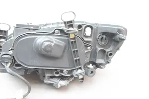 Volvo V60 Lampa przednia 31420262