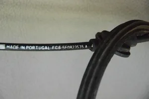 Seat Leon (5F) Engine bonnet/hood lock release cable 5F0823535A