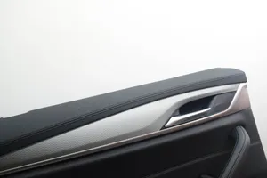 BMW 5 G30 G31 Garniture panneau de porte arrière 2845387