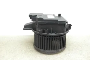 Audi A4 S4 B9 Mazā radiatora ventilators 4M1820021B