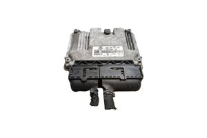 Volkswagen Golf V Sterownik / Moduł ECU 03G906021HB