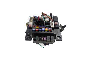 Mitsubishi Lancer X Module de fusibles 8637A318