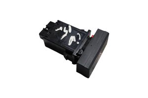 Hyundai i10 Botón interruptor de luz de peligro 299130180