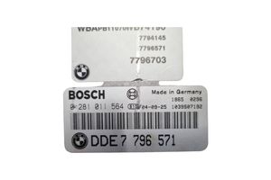 BMW X3 E83 Moottorin ohjainlaite/moduuli 7796571
