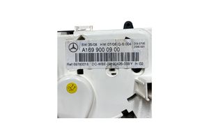 Mercedes-Benz A W169 Ilmastoinnin ohjainlaite A1699000900