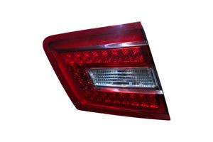 Mercedes-Benz E W212 Lampy tylnej klapy bagażnika 2128200964