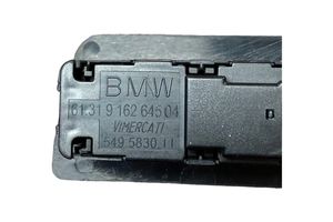 BMW 5 F10 F11 Przycisk otwierania klapy bagażnika 6131916264504