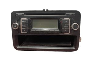 Volkswagen Touran II Unité principale radio / CD / DVD / GPS 5K0035156