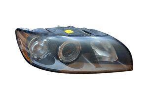 Volvo V50 Lampa przednia 30698874