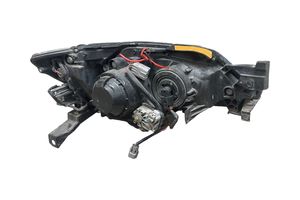 Subaru Impreza III Lampa przednia 256100000102