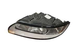 Volvo V50 Lampa przednia 31265694