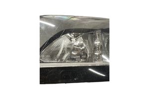 Volvo V50 Lampa przednia 31265694