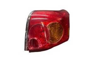 Toyota Avensis T250 Lampy tylnej klapy bagażnika 89030186