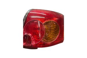 Toyota Avensis T250 Lampy tylnej klapy bagażnika 89030186