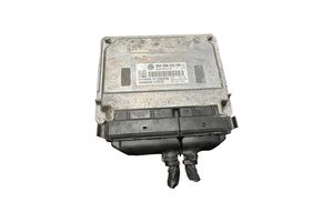 Volkswagen Golf V Calculateur moteur ECU 06A906033EM