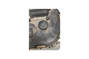 Audi A6 S6 C6 4F Etupyyhkimen vivusto ja moottori 4F1955119D