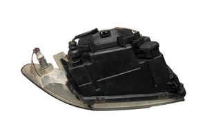 Audi A4 S4 B5 8D Lampa przednia 8D0941003E