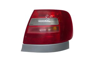 Audi A4 S4 B5 8D Lampa tylna 8D0945096C