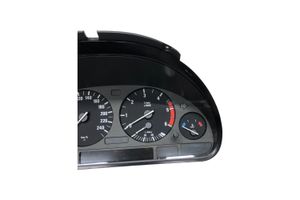 BMW 5 E39 Compteur de vitesse tableau de bord 62116906998