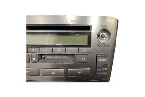 Toyota Avensis T220 Radio/CD/DVD/GPS-pääyksikkö 8612005080