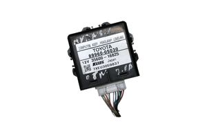 Toyota Avensis T250 Light module LCM 8996005030