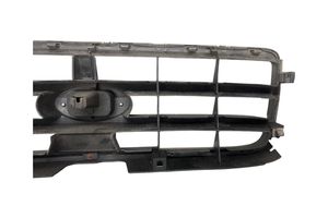 Subaru Forester SG Grille de calandre avant 122SA070