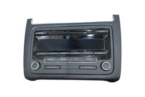 Volkswagen Polo V 6R Unité principale radio / CD / DVD / GPS 5M0035186L
