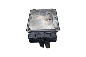 Volkswagen Golf V Calculateur moteur ECU 03G906016AQ