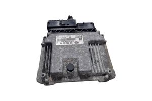 Volkswagen Golf V Calculateur moteur ECU 03G906021HA