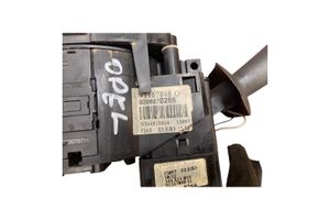 Opel Vivaro Leva/interruttore dell’indicatore di direzione e tergicristallo 8200070266