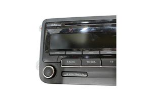Volkswagen Tiguan Radija/ CD/DVD grotuvas/ navigacija 5M0035186K