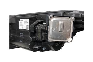 Renault Zoe Lampa przednia 260102384R