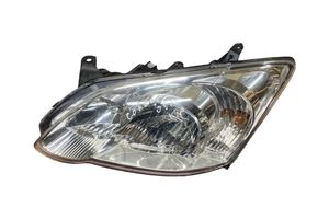 Toyota Corolla E120 E130 Lampa przednia 