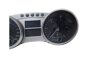 Mercedes-Benz R W251 Speedometer (instrument cluster) A2515404748
