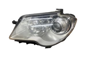 Volkswagen Touran I Lampa przednia 1T1941751A