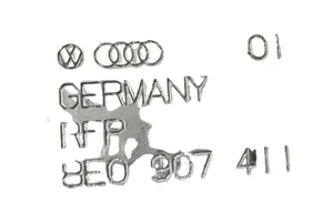 Audi A6 S6 C5 4B Variklio valdymo blokas 8E0907411