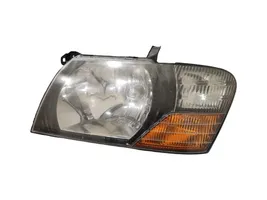 Mitsubishi Pajero Lampa przednia 10087507