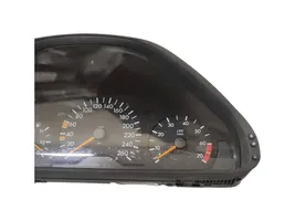 Mercedes-Benz E W210 Compteur de vitesse tableau de bord 2105406648