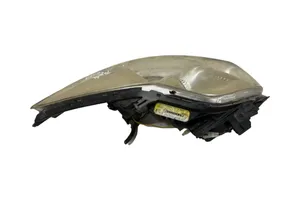 Toyota Auris 150 Lampa przednia 8107002480