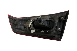 Mitsubishi ASX Luci posteriori del portellone del bagagliaio P9373