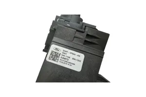 Ford Transit -  Tourneo Connect Interruptor/palanca de limpiador de luz de giro DV6T13N064AD