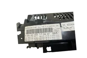 Mercedes-Benz C W204 Compteur de vitesse tableau de bord A2045407611