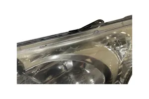 Mitsubishi Grandis Lampa przednia 