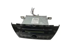 Mitsubishi Space Star Panel / Radioodtwarzacz CD/DVD/GPS 8701A358