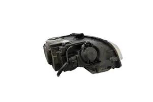 Audi A4 S4 B7 8E 8H Lampa przednia 8E0941003BM