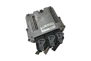 Opel Vivaro Calculateur moteur ECU 8200823728