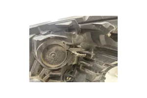 Opel Vivaro Headlight/headlamp 