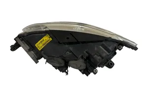 Volkswagen PASSAT CC Lampa przednia 3C8941752C