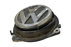 Volkswagen Golf VI Manilla exterior del maletero/compartimento de carga 3C5827469E