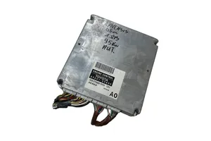 Toyota Avensis T220 Calculateur moteur ECU 8966105A00